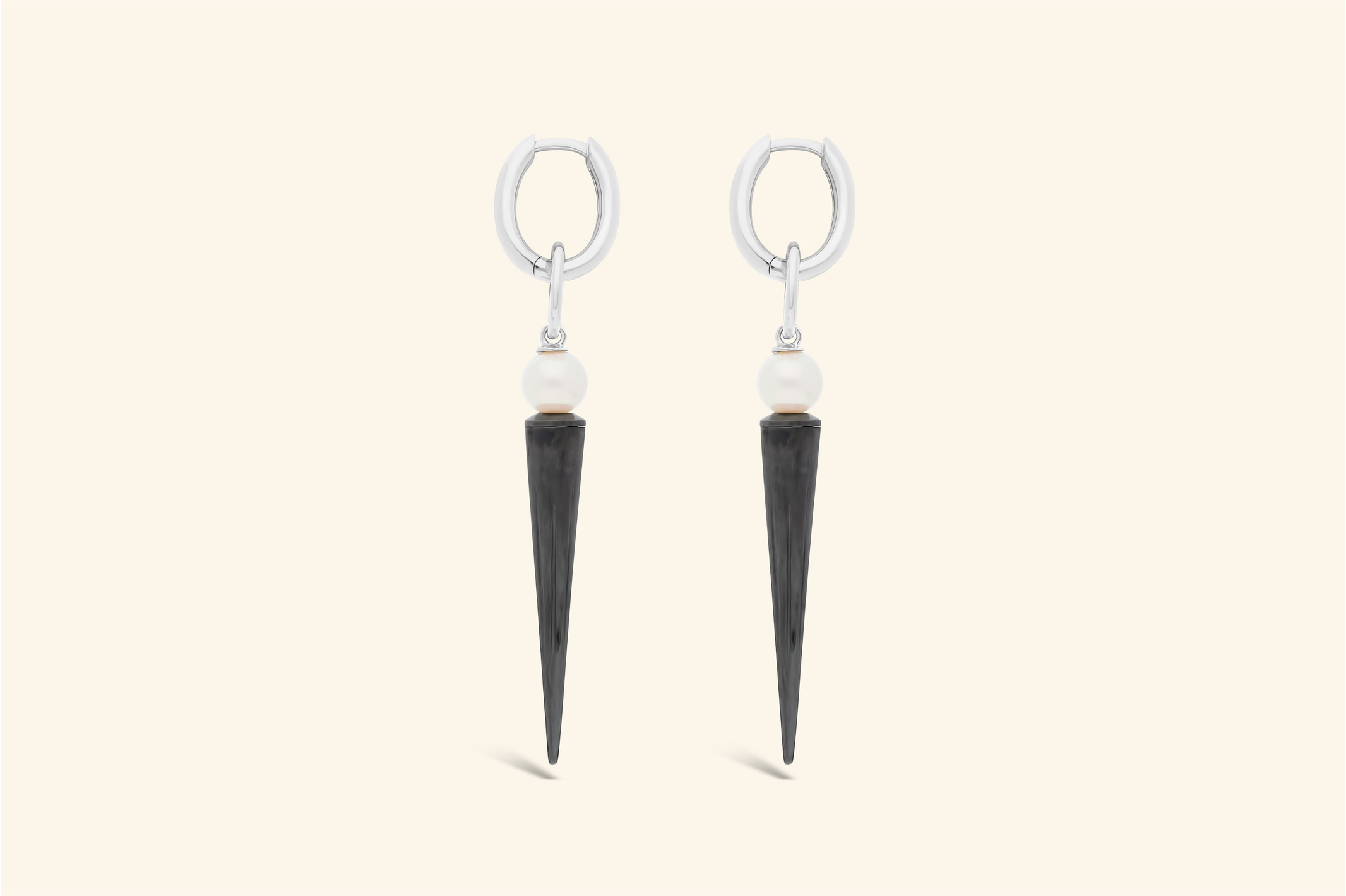 Pampille earrings, silver and blackened silver, pearls
