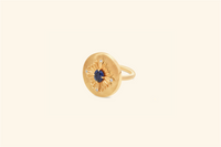 Tag ring, yellow gold, sapphire and diamonds